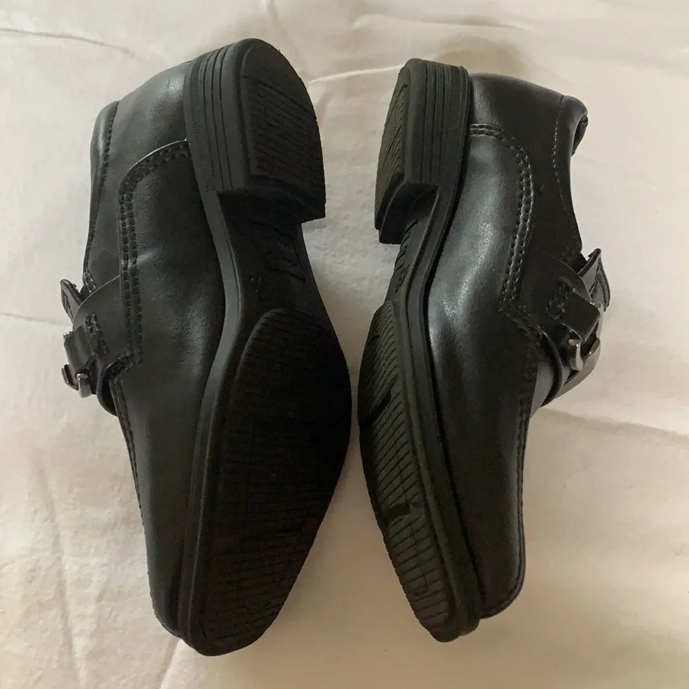Toddler smart fit‎ dress loafers size 6.5